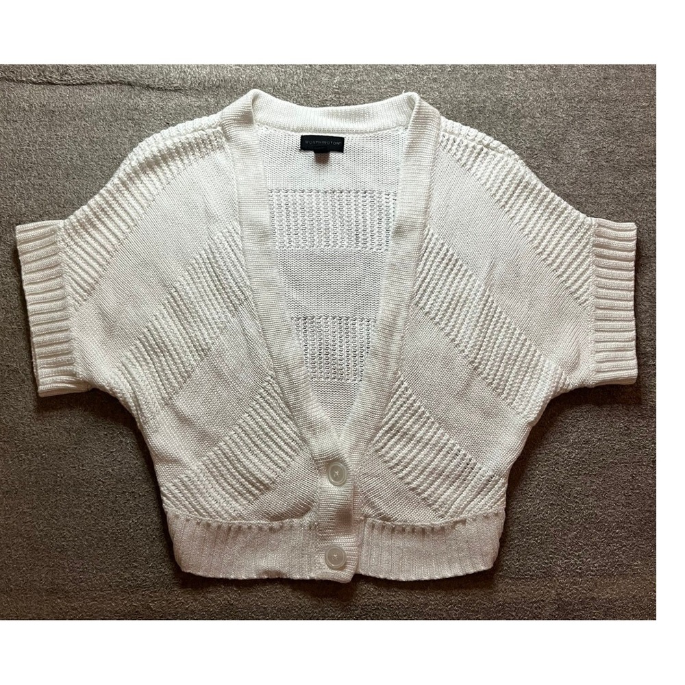 Worthington White Short Sleeve Cropped Cardigan Sweater Med V-Neck Knit Layers